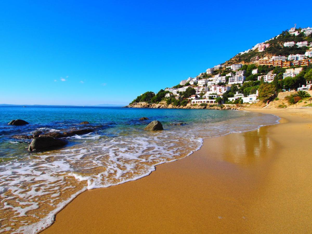 Apartment Platja De Roses-6 By Interhome Roses